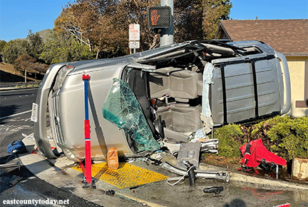 crash vehicle antioch donlon james friday blvd shuts morning down approximately shutdown am
